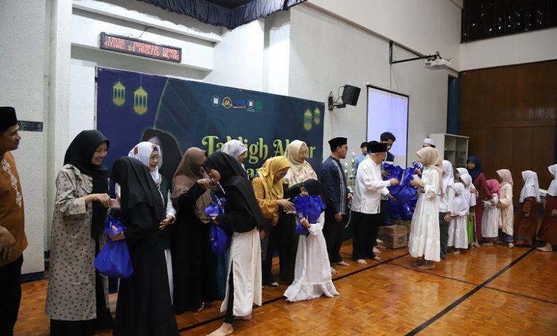 Semarak Ramadlan Unisba 2025: Momen Berkah dengan Tabligh Akbar dan Santunan Yatim Dhuafa