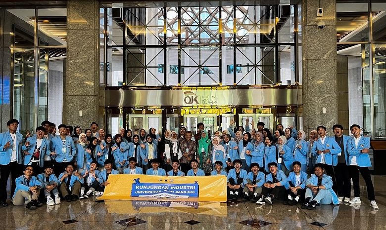 Mahasiswa Ekbang FEB Unisba Sambangi OJK Jakarta, Gali Langsung Ilmu Keuangan dan Perlindungan Konsumen