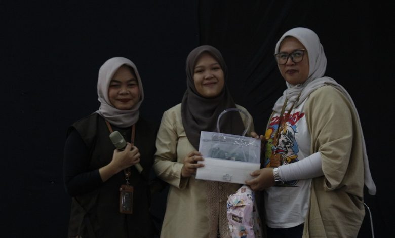 Mahasiswa FKD ARS University Toreh Prestasi Gemilang: Publikasi Scopus dan SINTA Warnai Yudisium 2021