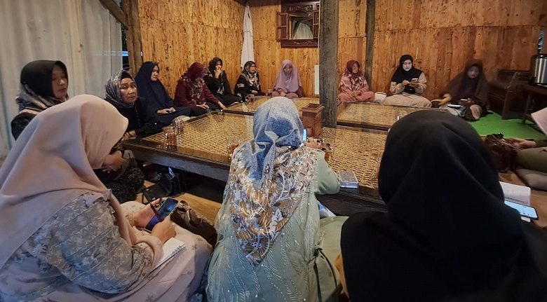 Kolaborasi Tim PKM dan Dokter Alumni FK Unisba untuk Mewujudkan Pesantren Sehat