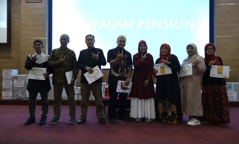 Unisba Gelar Pertemuan Tendik, Purnatugas, dan Lomba Meriah HUT ke-80 RI