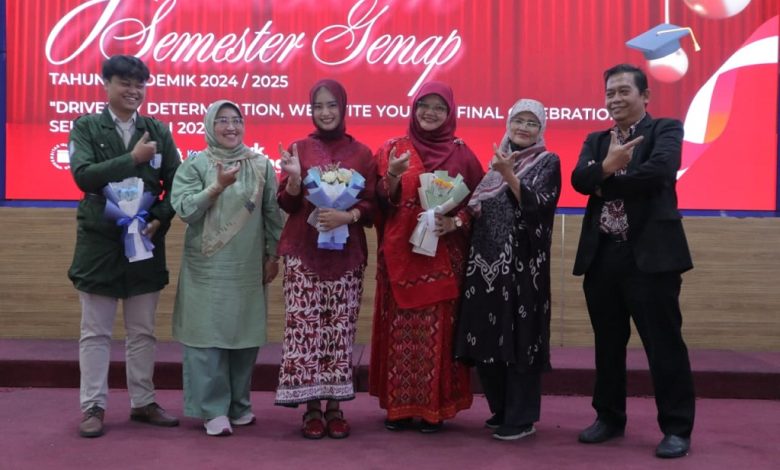 PWK Unisba Rayakan Yudisium Penuh Semangat: Dari Ruang Kuliah ke Panggung Kehidupan