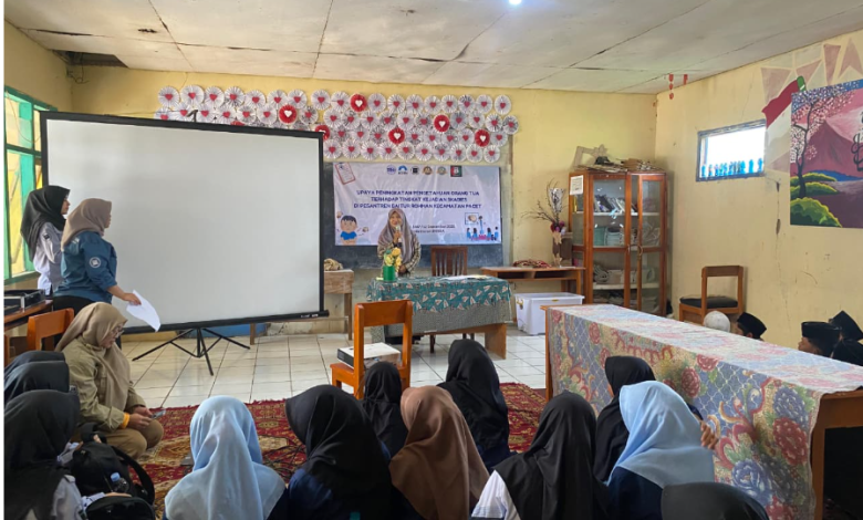 Tim PkM FK Unisba Gencarkan Edukasi PHBS untuk Tekan Skabies di Pondok Pesantren Baitur Rohman