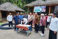 Unisba Laksanakan PKM di Kampung Adat Kuta: Dorong Tata Kelola Air Bersih dan Mitigasi Kebakaran