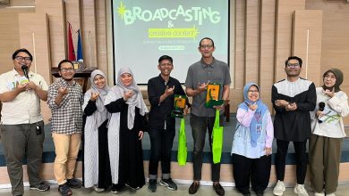 Fikom Unisba dan Voks Radio Bersatu Hadirkan “Creative Waves”, Menggali Kreativitas dan Inovasi di Dunia Broadcasting
