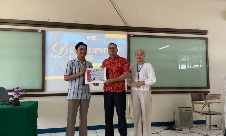 KPM Unisba Gelar Development Class untuk Penguatan Kompetensi Keprotokoleran