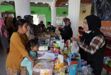 Unisba Tangani 300 Warga Terdampak Banjir, Perkuat Layanan Kesehatan Pascabencana di Pasar Usang, Agam