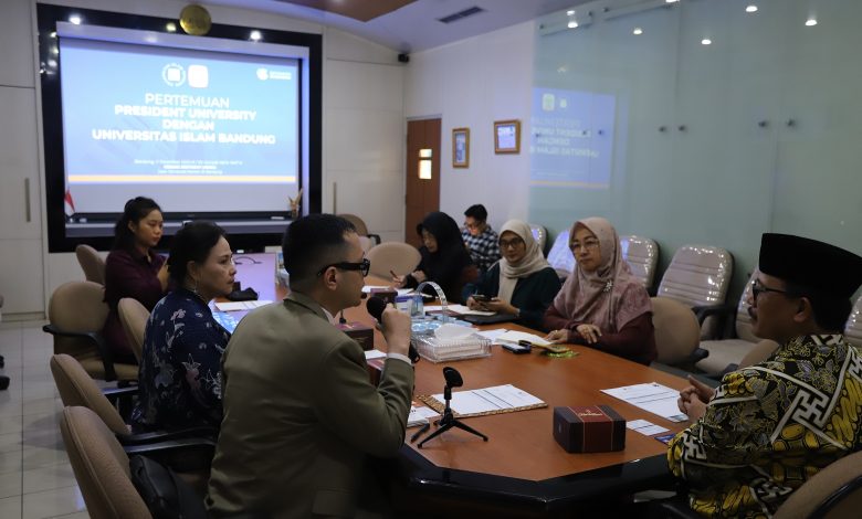 Unisba Sambut Kunjungan Silaturahmi dari President University Jakarta