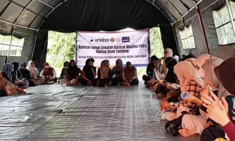 Unisba dan BKSWI Dukung Operasional Sekolah Darurat Dharma Patra di Aceh Tamiang