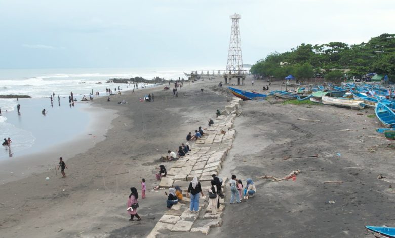 Mahasiswa PWK Unisba Praktik Lapangan di PPI Jayanti, Rancang Sinergi Pelabuhan Perikanan dan Wisata Pesisir