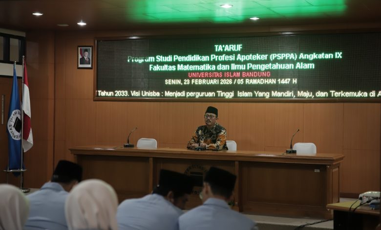 Ta’aruf PSPPA Angkatan IX Unisba, Rektor Tekankan Lahirnya Apoteker Profesional dan Berakhlak Islami