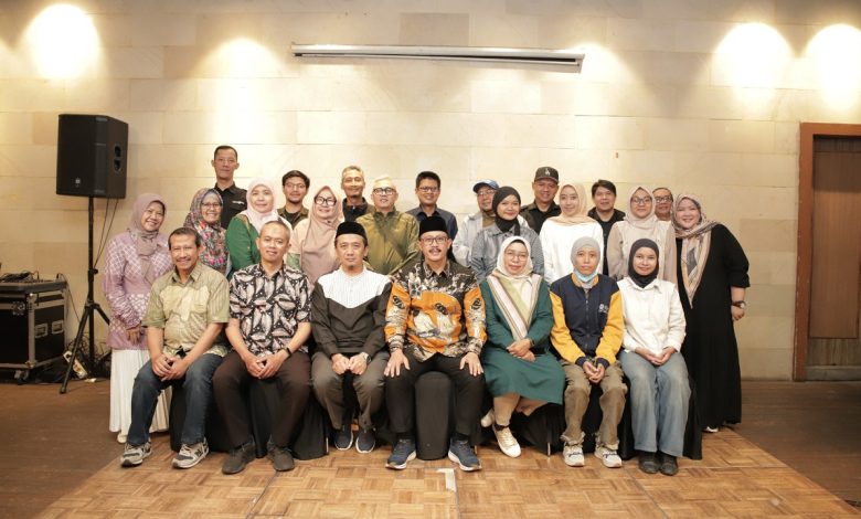 Unisba Perkuat Sinergi dengan Media Lewat Media Gathering dan Buka Bersama