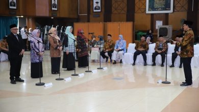 Rektor Unisba Resmi Lantik Lima Dekan Periode 2026–2030, Fokus Tingkatkan Mutu Akademik dan Reputasi Global